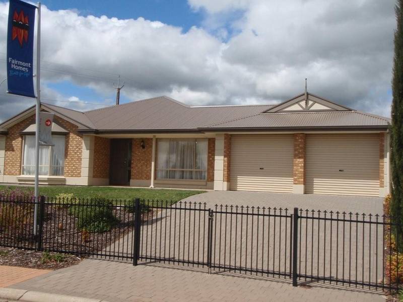 Beautiful Home By Fairmont Picture 1