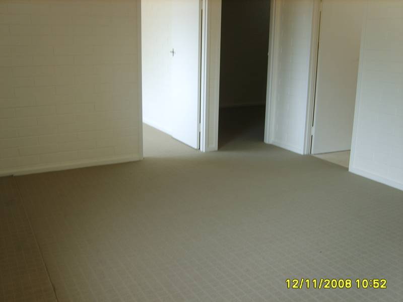 2 BEDROOM UPSTAIRS FLAT! OPEN WED 9TH DECEMBER, 4.00-4.20PM Picture 3