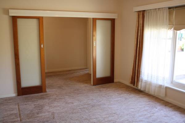 Dress Circle of Salisbury Picture