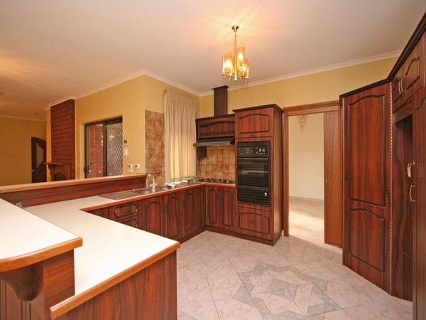 SPECTACULAR VIEWS, WITH ROOM TO MOVE! Picture SPECTACULAR VIEWS, WITH ROOM TO MOVE! Picture