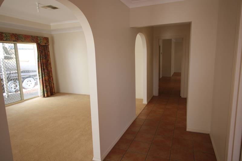 A Home For the Family! Picture 2
