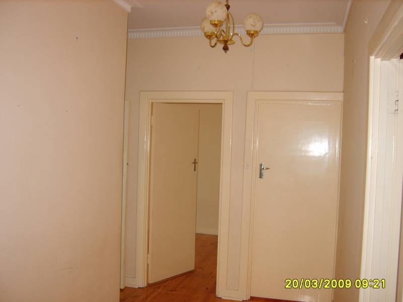 3 BEDROOM HOME! Picture
