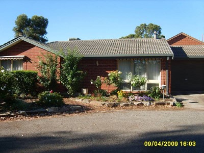 NEAT & TIDY 3 BEDROOM HOME SITUATED IN QUIET CUL-DE-SAC! OPEN THURS 16th 4.10pm - 4.20pm Picture