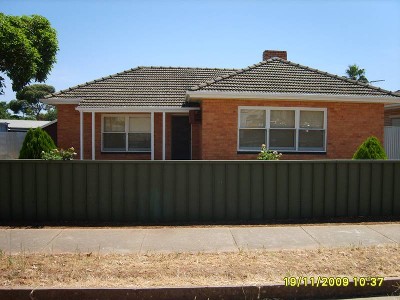 3 BEDROOM HOME! OPEN INSPECTION TUES 24TH NOV, 4.15-4.35PM Picture