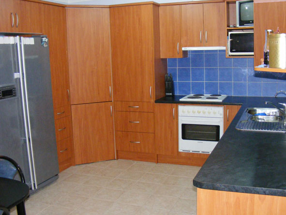 Just Listed! Picture 3