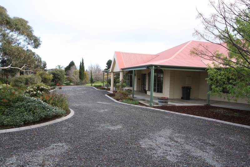 Magnificent Home OR Mansion, You Decide! - Auction 19th Sept 3.30pm On Site Picture 2