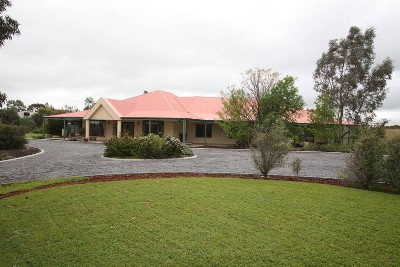 Magnificent Home OR Mansion, You Decide! - Auction 19th Sept 3.30pm On Site Picture