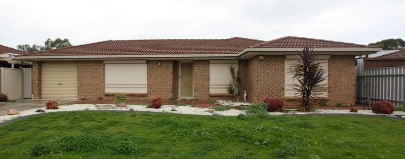 Lovely Home Ticks All The Boxes! Picture 1