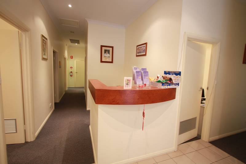 Great Opportunity To Lease In A Prime Position Picture 3