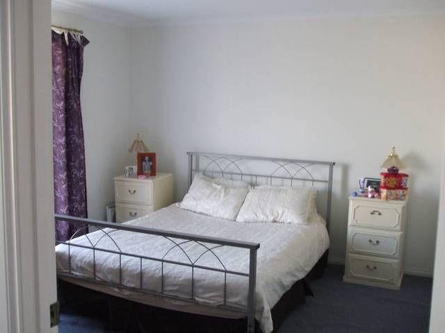 LOVELY 3 BEDROOM HOME! OPEN TUES 8TH DECEMBER, 5.00-5.20PM Picture 2