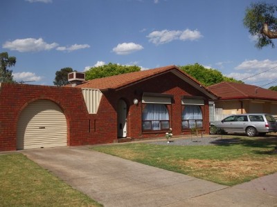 Immaculate Secure & Private Mediterranean Picture