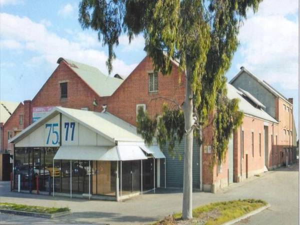 Opportunity for Owner - Occupier! Picture 1