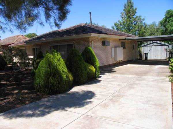 GREAT 4 BEDROOM FAMILY HOME! OPEN TUES 19TH AUG 4.15-4.30PM Picture 1