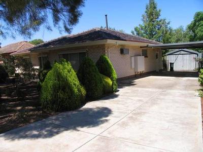 GREAT 4 BEDROOM FAMILY HOME! OPEN TUES 19TH AUG 4.15-4.30PM Picture GREAT 4 BEDROOM FAMILY HOME! OPEN TUES 19TH AUG 4.15-4.30PM Picture