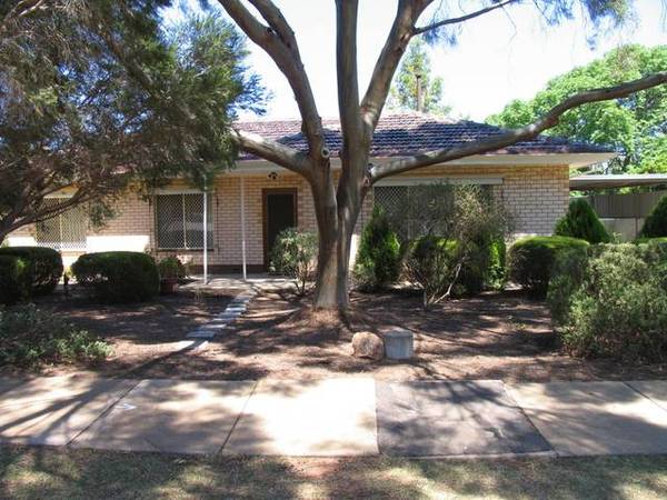 GREAT 4 BEDROOM FAMILY HOME! OPEN TUES 19TH AUG 4.15-4.30PM Picture 2