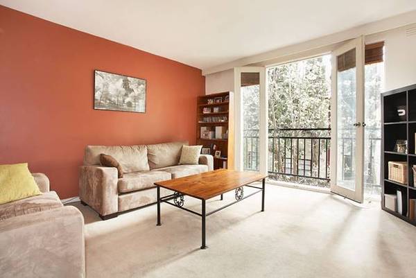 LIFESTYLE CENTRAL Picture