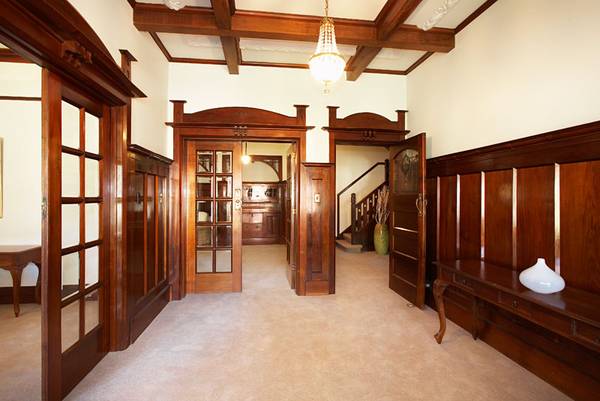 'St Elvins' Takes Centre Stage Picture