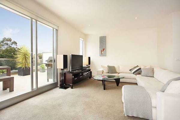 Vogue Penthouse with Lavish Sunny Terrace Picture