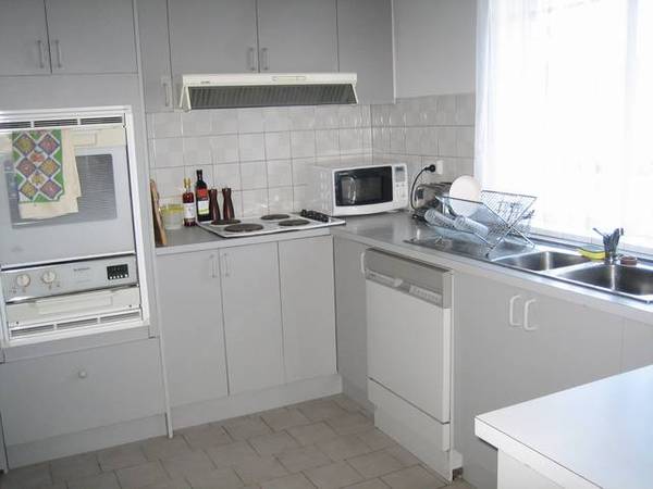 Light filled first floor two bedroom apartment a short stroll to Glen Eira Road Shops! Picture Light filled first floor two bedroom apartment a short stroll to Glen Eira Road Shops! Picture