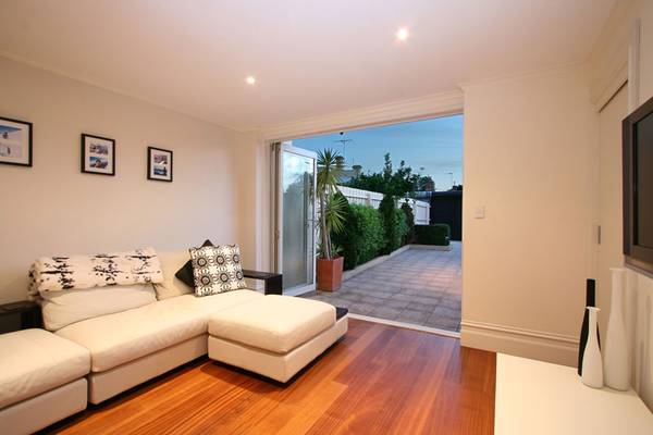 Stylish Vogue Terrace Picture