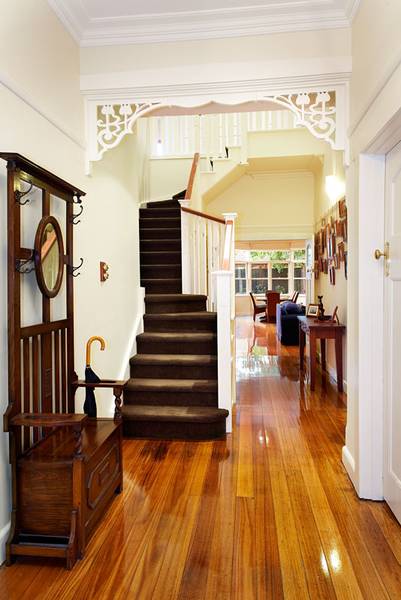 Executive living in the district's finest locale. Picture