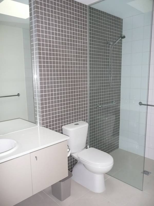 An Entertainers dream! Penthouse living in Elsternwick! Picture
