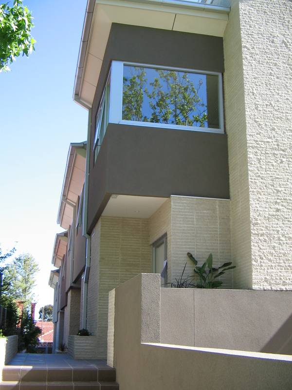 Modern & Sleek two bedroom with study, two bathroom townhouse oozing style and comfort! Picture 2
