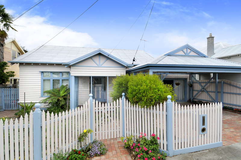 A large family's prayers are answered. Picture 1