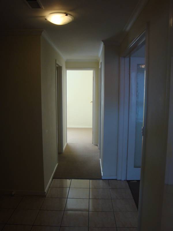 Refurbished two bedroom apartment in excellent location. Picture 2