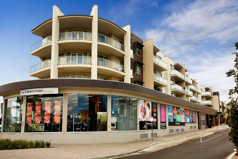 LIFESTYLE AT YOUR DOOR Picture 1