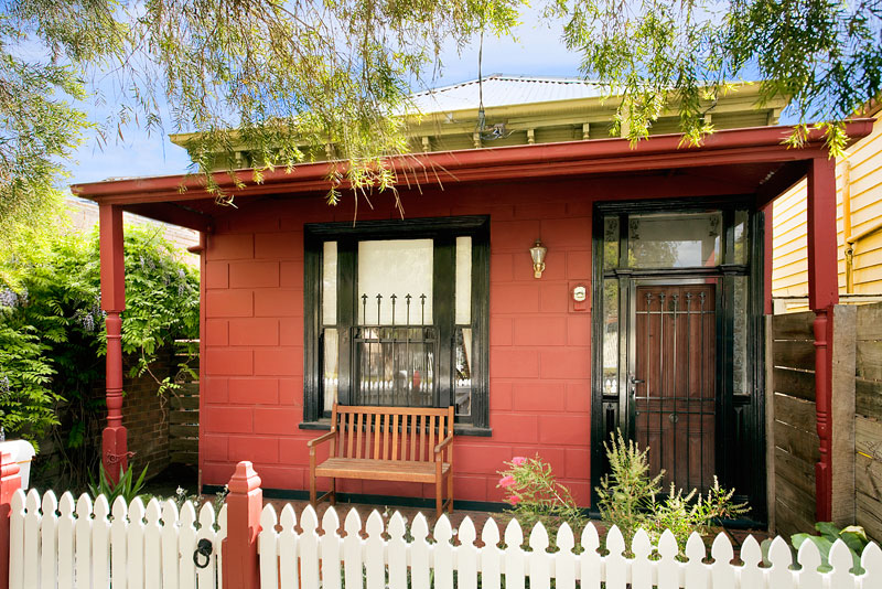 Cottage Comfort and Convenience Picture 1