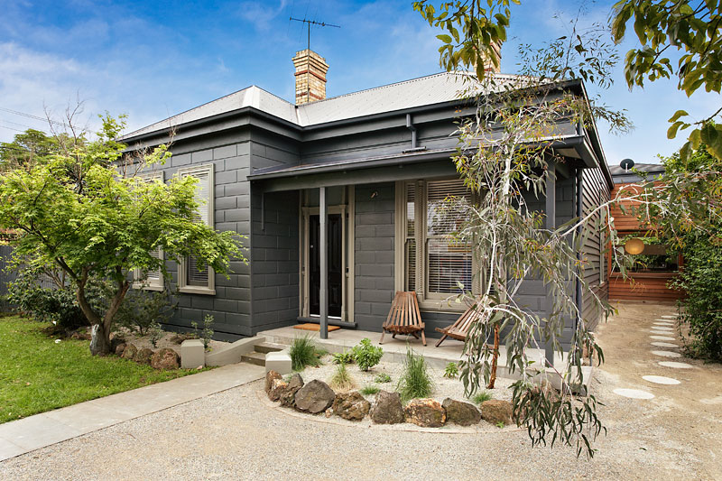 21st Century Family Victorian Picture 1