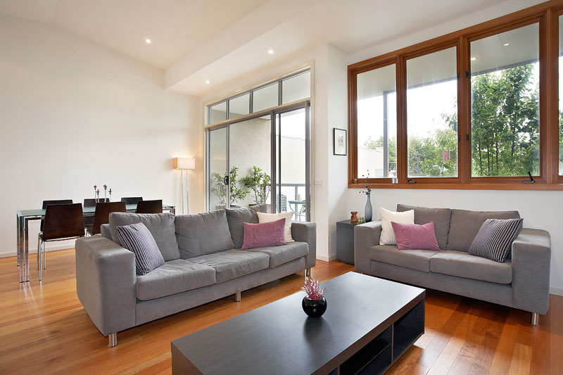 The Cafes, The Beach, The Life Picture 3