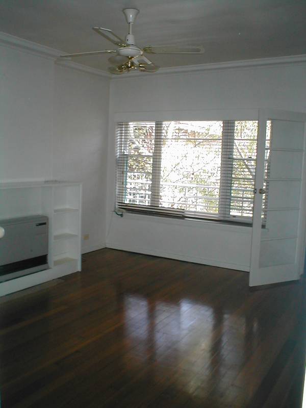 OPEN FOR INSPECTION Thursday 28th January 5:15 - 5:30pm & Saturday 30th January 11:55 - 12:10pm Picture 2