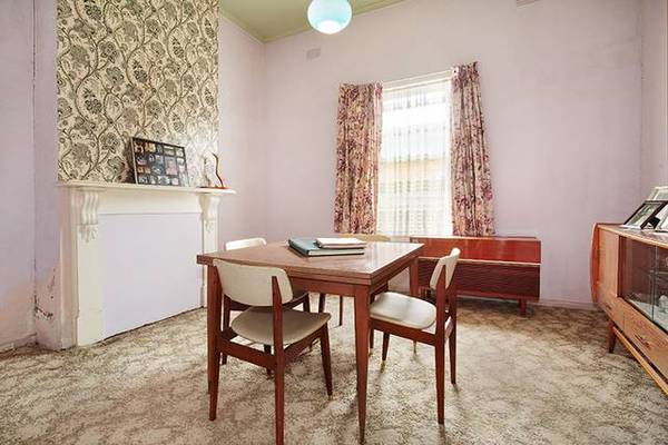 Developers and devotees of Victorian homes, determine the future of this original slice of prime Elsternwick real estate Picture 3