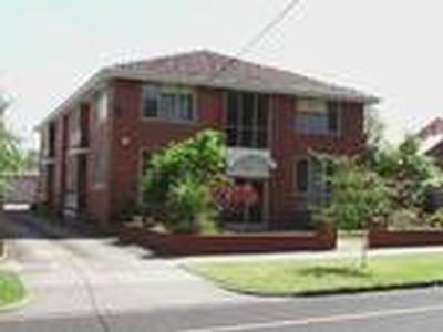 Fully renovated spacious 1br apartment Picture
