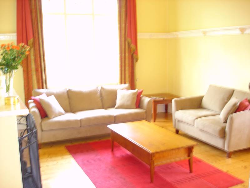 Spacious architectual designed double storey family home beautifully renovated and presented. Picture 2