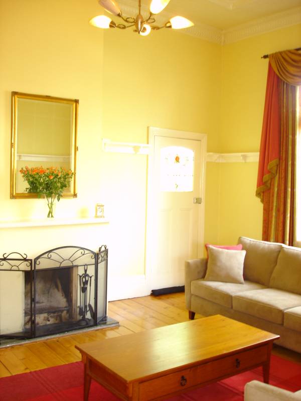 Spacious architectual designed double storey family home beautifully renovated and presented. Picture 3