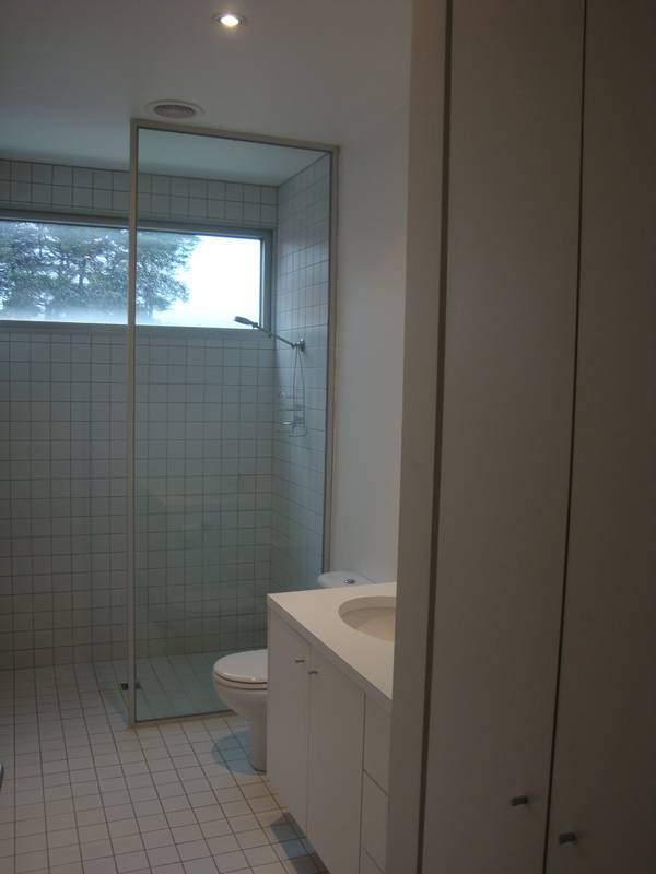 **UNDER APPLICATION - AWAITING DEPOSIT ** OPEN FOR INSPECTION Saturday 24th October 11:15 - 11:30am Picture 3