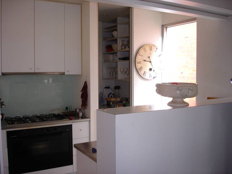 **UNDER APPLICATION - AWAITING DEPOSIT ** OPEN FOR INSPECTION Saturday 24th October 11:15 - 11:30am Picture 2