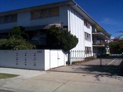 Fantastic 1st flr, 2 brm apart, lounge with heat & aircon, lge master bedrm, cent bathrm, mod kitch with d/washer, WMT Picture Fantastic 1st flr, 2 brm apart, lounge with heat & aircon, lge master bedrm, cent bathrm, mod kitch with d/washer, WMT Picture