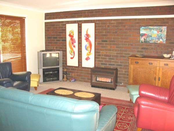 LOCATION
LOCATION Picture 3