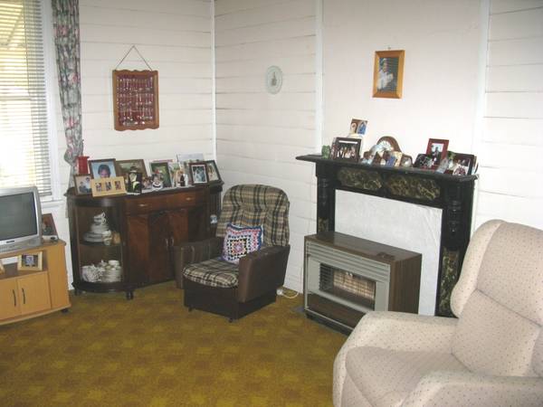 CHARM OF A BYGONE ERA Picture 3