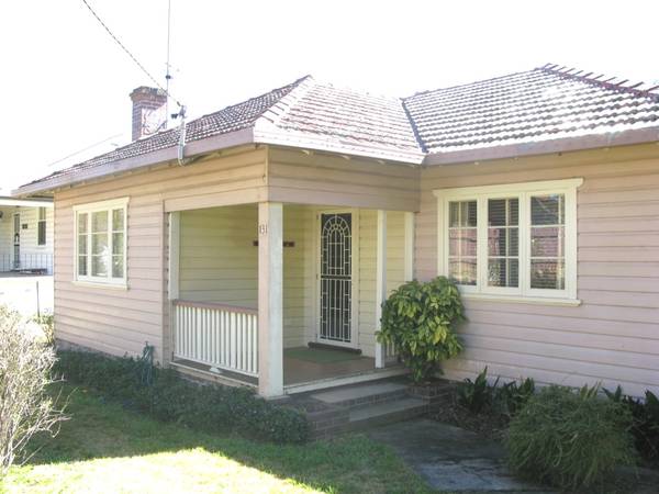 CHARMING COTTAGE Picture 1