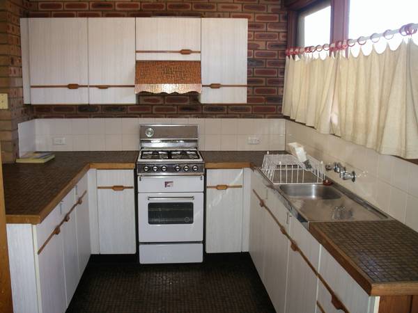 INVESTMENT OPPORTUNITY AWAITS Picture 2