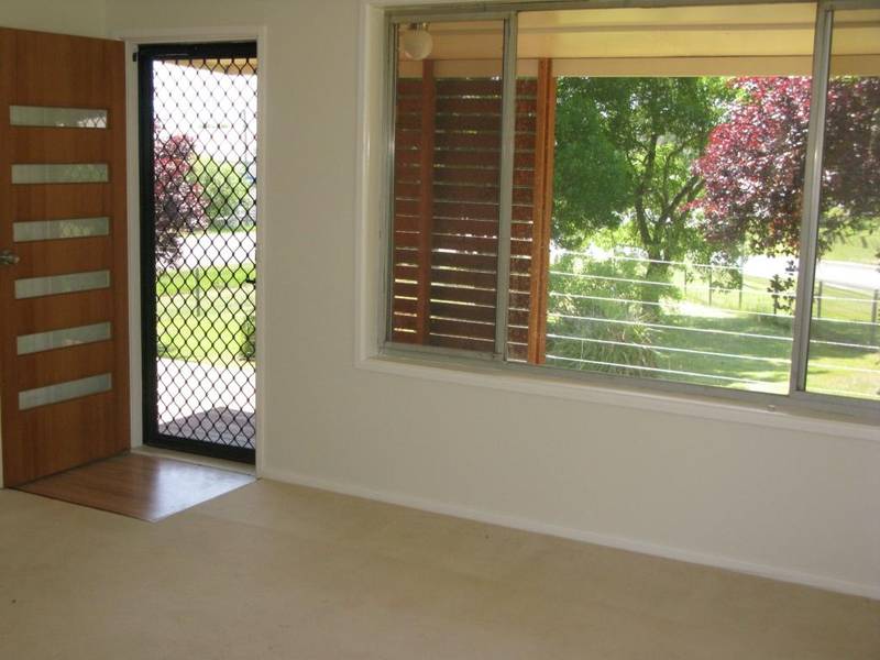 FULLY RENOVATED Picture 3