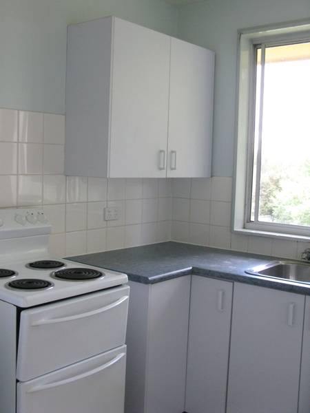 AUCTION BEFORE XMAS Picture