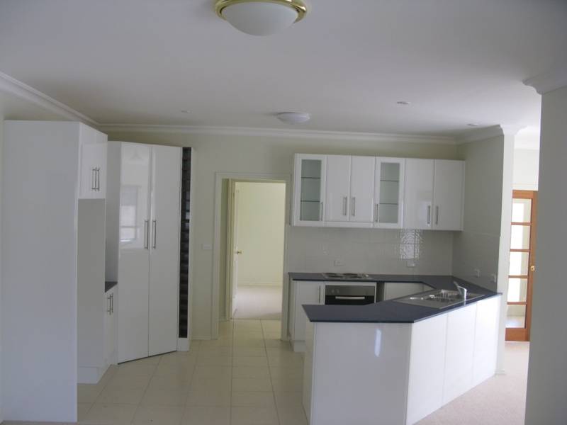 SOUTH HILL EXCELLENCE Picture 3