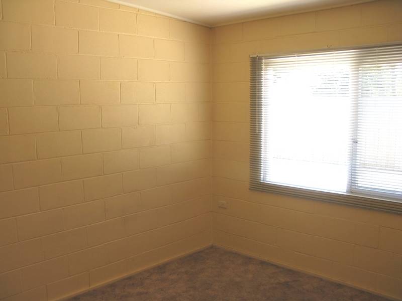 LOW MAINTENANCE INVESTMENT Picture 3