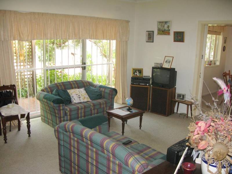 TOP LOCATION Picture 2